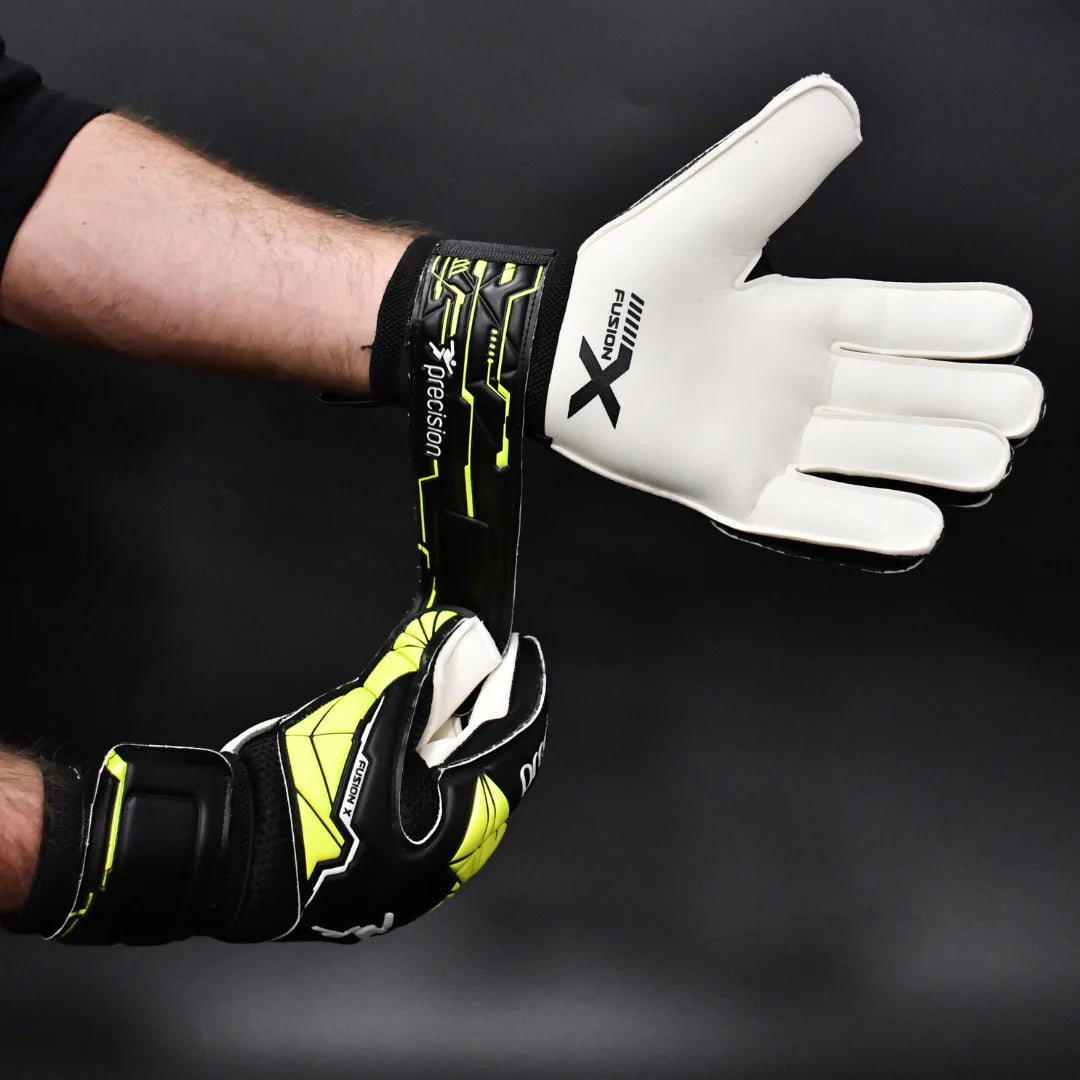 Precision Junior Fusion_X Flat Cut Finger Protect GK Gloves