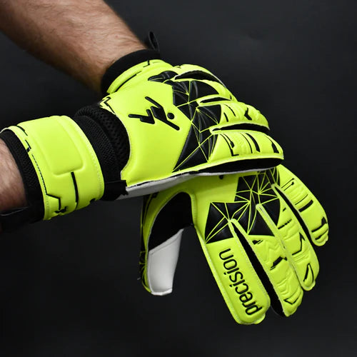 Precision Junior Fusion_X Flat Cut Essential GK Gloves